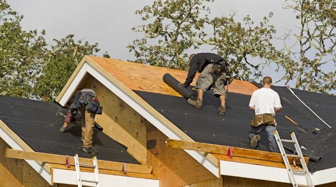 Roof installation crew